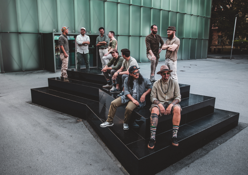 //BAND PROMO BILDER